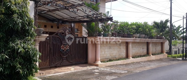 For Sale House on Klabat Street, Semarang 1