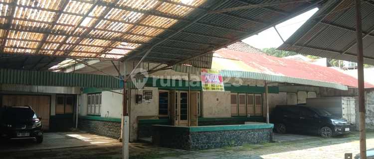 For Sale Ready-to-Use House Location Jl. Karanganyar Semarang 1