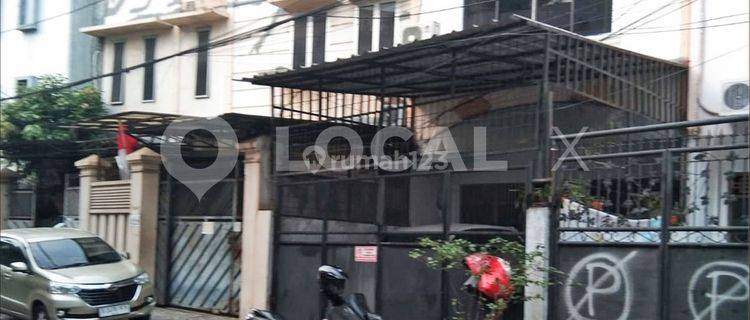 Rumah Jl. Bacan Gambir, Jakarta Pusat 1