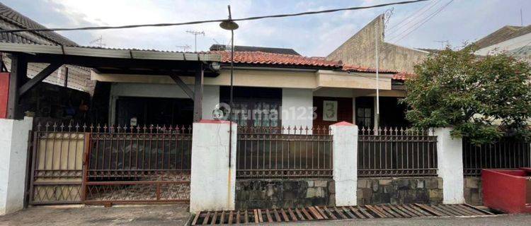 Dijual Rumah Perumahan Utama, Pondok Bambu, Jakarta Timur 1