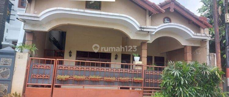 Dijual Rumah Siap Huni Dekat Gedung Wika Cawang Jakarta Timur 1