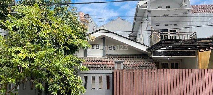 Dijual Cepat Rumah Furnished Di Harapan Indah Bekasi 1