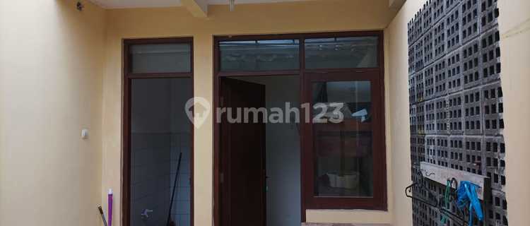RUMAH BAGUS MINIMALIS MODERN FULL FURNISHED SIAP HUNI DI TATAR WANGSAKERTA KOTA BARU PARAHYANGAN KBP BANDUNG 1