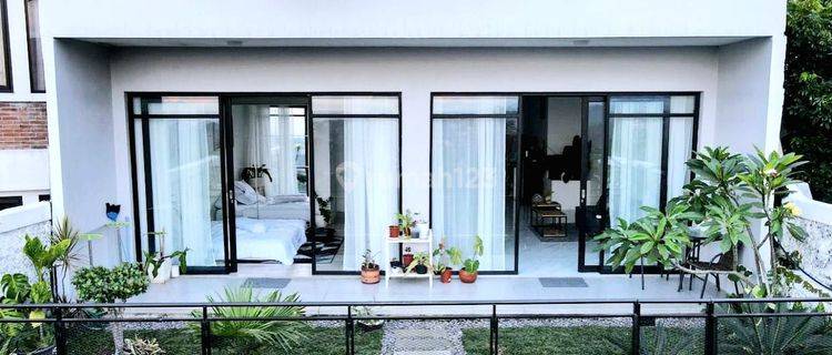 Rumah Villa Cantik Minimalis Modern Siap Huni Di Ciumbuleuit Bandung 1