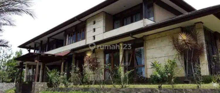 Rumah Mewah 2 Lantai Minimalis Modern Nyaman Siap Huni Di Setiabudi Regency Bandung 1