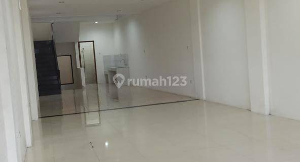 RUKO LUAS STRATEGIS 3,5 LANTAI DI MAINROAD PUNGKUR BANDUNG 1