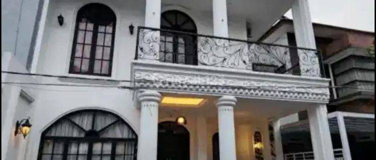 Rumah Bagus Nyaman 3 Lantai Semi Furnished Siap Huni Di Antapani Bandung 1