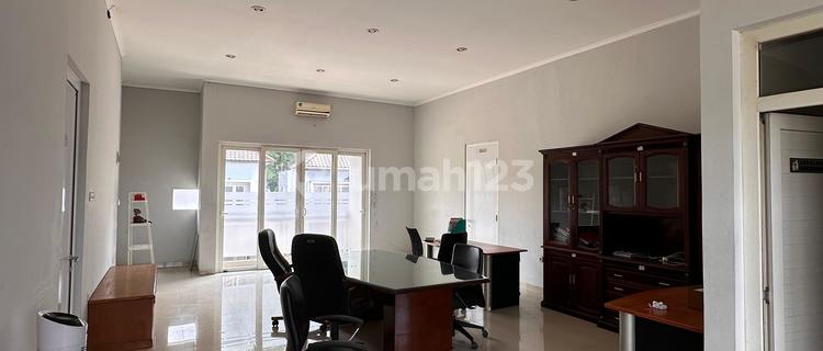 RUMAH LUAS KEREN 2 LANTAI NYAMAN SEMI FURNISHED SIAP HUNI DI CIGADUNG BANDUNG 1