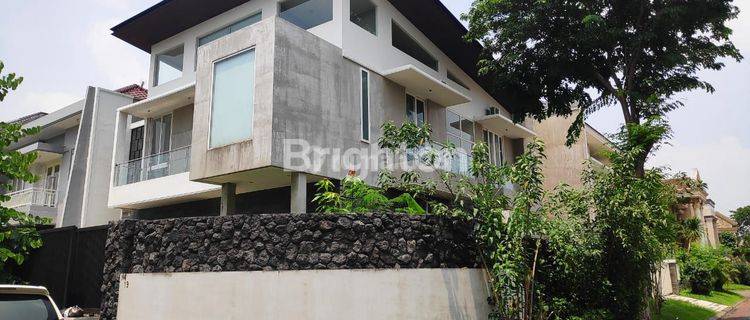 RUMAH MINIMALIS 2 LANTAI SIAP HUNI, STRATEGIS SELANGKAH KE PAKUWON CITY MALL SEKOLAH GLORIA CITA HATI XIN ZHONG RS MITRA KELUARGA KENJERAN MERR ITS SUTOREJO KERTAJAYA INDAH 1