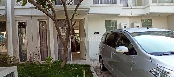 Rumah di Grand pakuwon 2 Lantai siap huni harga murah 1