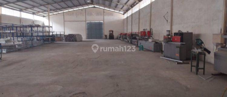 Gudang Atau Pabrik 8000 Meter Bagus Dan Siap Pakai Akses Strategis Lokasi Pinggir Jalan Raya 1