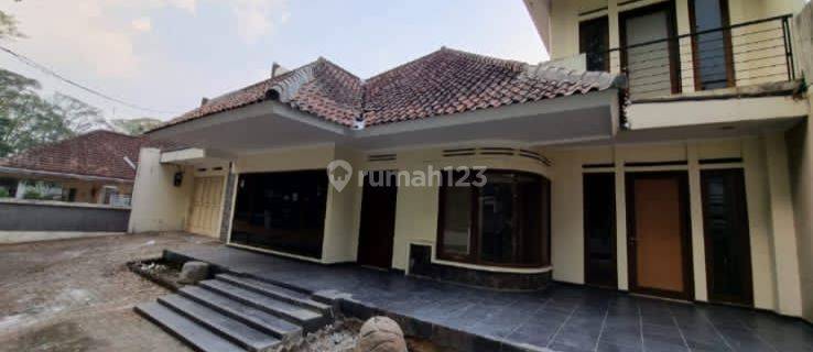 Di Sewakan Rumah Di Sayap Ir Juanda, Dago, Bandung, Dekat Rs Borromeous, Kampus Itb, Unpad, Cocok Untuk Kantor 1