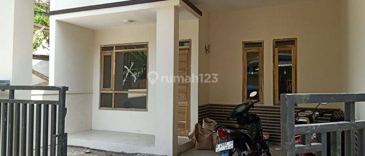 Rumah 2 Lantai Bagus Baru Renov Bisa untuk Usaha Cipamokolan, Riung Bandung, dekat Derwati, Ciwastra, Summarecon Bandung 1