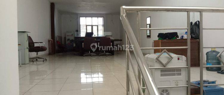 Dijual Ruko Bagus 3,5 Lantai Main Road Surya Sumantri, Bandung 1
