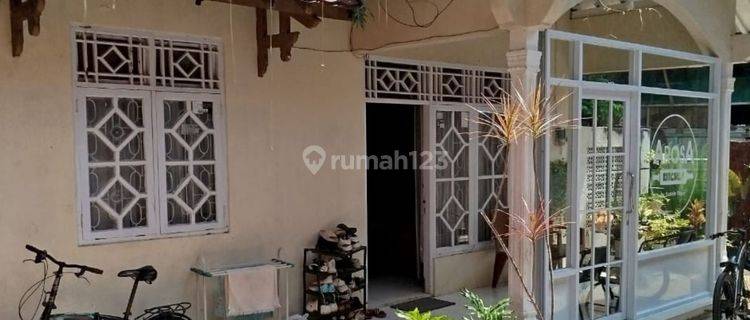 Dijual Rumah Siap Huni Dekat Pusat perbelanjaan 1