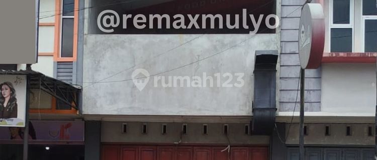 2-Story Shop House for Rent on a Strategic Roadside in Purwokerto City 1