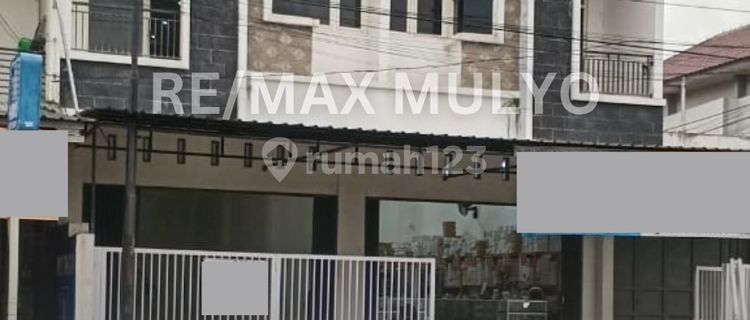 For Rent 2-Story Shop House with Spacious Parking in Purwokerto City 1