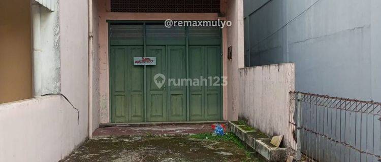 Dijual ruko 2 Lantai Lokasi Mudah Dijangkau 1