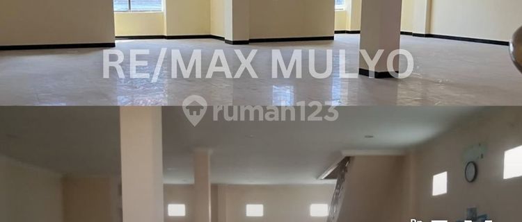 For Sale and For Rent 3-Story Shophouse Spacious and Strategic Area Purwokerto 1