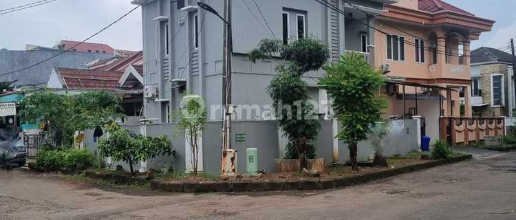 Cheapest !! 2-Story Hook House in Gading Serpong 1