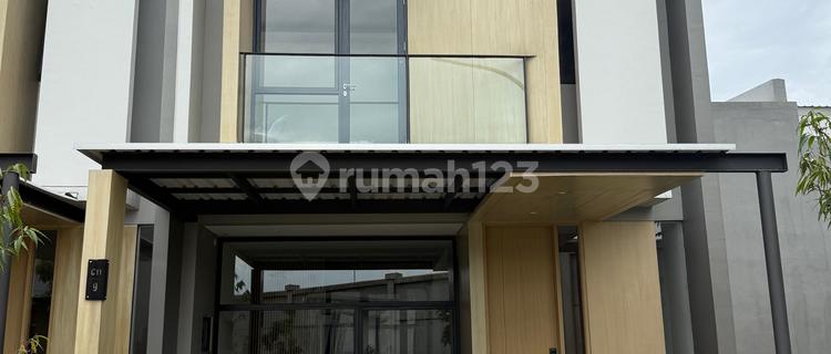 Last Stock !! Rumah Baru Furnished Kuldesak depan Eastvara Mall BSD di Cluster Tanakayu  1