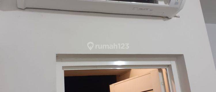  Apartemen Summarecon Bekasi - Springlake 1