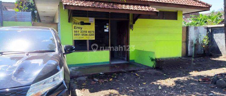 Rumah di Jl. PB. Sudirman Gg. Taitong Kota Bondowoso, Lokasi Tengah Kota, Area Padat Penduduk, Bagus + Terawat 1