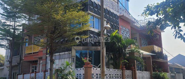 Rumah Mewah Nyaman di Perumahan Bintang Metropole Bekasi Utara 1