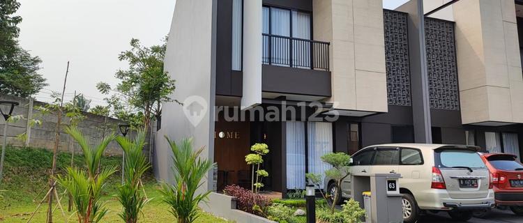 For Sale and Rent Beautiful 2-Story Semifurnished House in Suvarna Sutera 1