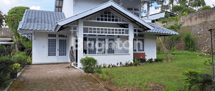 VILLA ISTIMEWA 2 LANTAI PALASARI PUNCAK CIPANAS 1