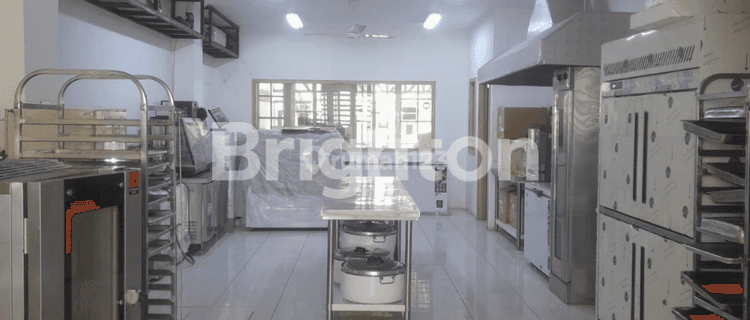 Ruko 3.5 Lantai Bergaya Mediterania Di Kemayoran 1