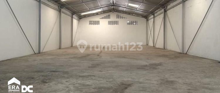 New strategic warehouse in downtown Semarang, near the highway, ready to use for rent in the Candi Industrial Area KIC Gatsu, Ngaliyan, West Semarang. 1