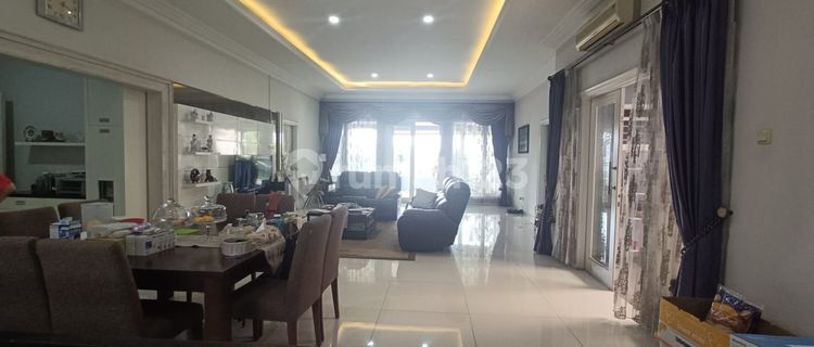 Rumah minimalis modern tengah kota Semarang dekat tol dekat Akpol dekat sekolah internasional siap huni dijual di graha candi golf jangli Candisari Semarang atas 1