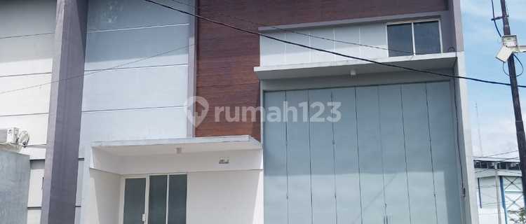 Strategic Warehouse in Central Semarang, Container Access Near Kic Gatsu, Close to Toll Gate and Pantura, For Rent in BSB Industrial Park Warehouse Area, BSB City Ngaliyan, West Semarang. 1