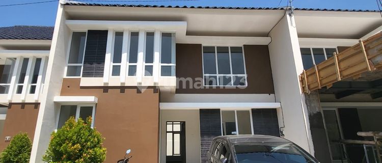 Rumah Baru Minimalis Tengah Kota Semarang Dekat Sekolah Tritunggal Dcs Dekat Kampus Binus Udinus Dekat Rs Tol Bandara Disewakan Di Semarang Indah Semarang Barat 1