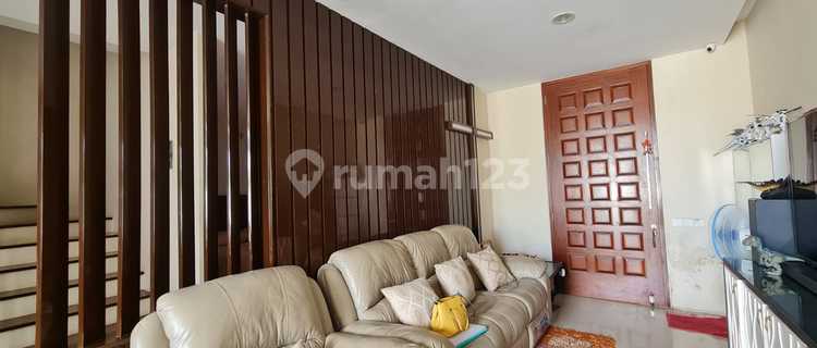 Modern, Minimalist Nice House in Elite Area of Central Semarang, Ready to Occupy, Near Undip Campus, Near Semesta School, Near Toll Gate, For Rent at Citrasun Garden Bukit Sari, Upper Semarang. 1