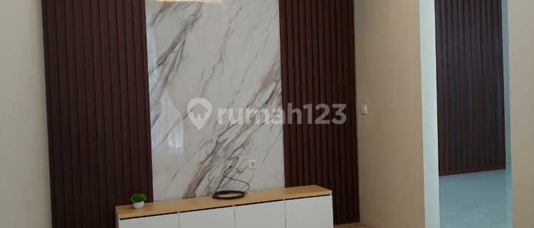 Modern Minimalist Good New House in the Elite Central Area of Semarang, Ready to Use, Near Undip Campus, Near Semesta School, Near Toll Gate, For Rent at Citrasun Garden Bukit Sari Upper Semarang 1