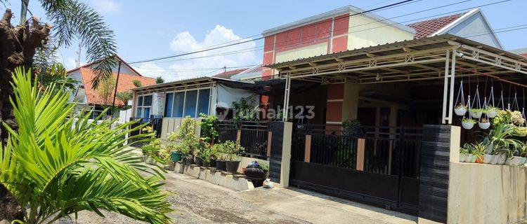 Rumah Tinggal di Tengah Kota Pemalang Jawa Tengah 1