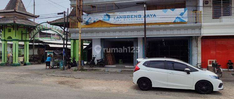 Tiga Ruko Gandeng Di Jl. Jenderal Sudirman Pemalang Jawa Tengah 1