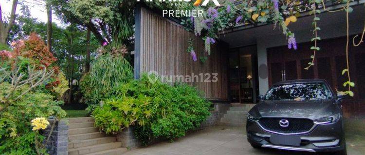 Rumah Mewah Premium Furnish di Jl Veteran Malang