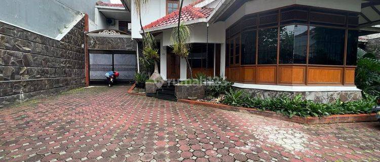 Rumah Luxury Siap Huni Jl Dakota Gunung Batu Pasteur Bandung 1