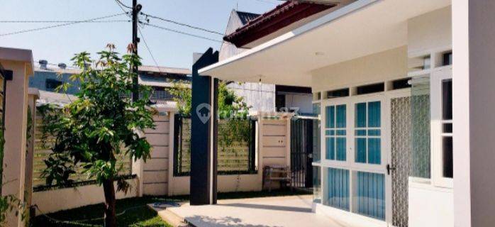 Disewakan rumah bagus siap huni di Puri Anjasmoro 1