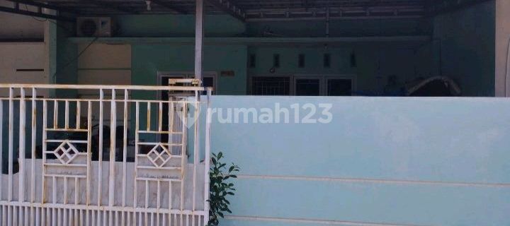 Dijual Rumah di Griya Dempel Baru 1