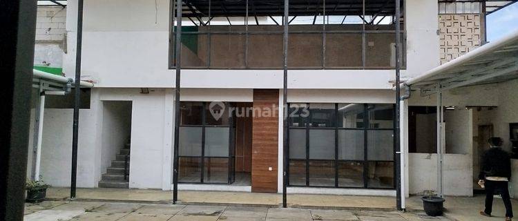 Ruang Usaha di Naripan Lokasi Strategis Tengah Kota Bandung 1