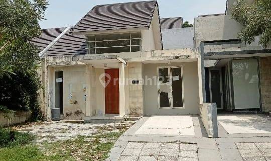 Disewakan Rumah di Somerset Citraland, Surabaya 1