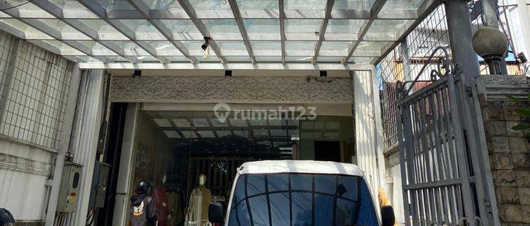 Dijual disewakan Ruko Buah Batu Bandung 4 Lantai 1