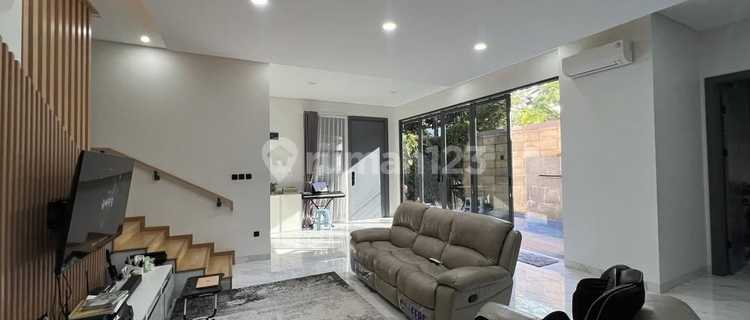 For Sale Semi-Furnished House Ready to Occupy Strategic Location in Turangga, Bandung 1