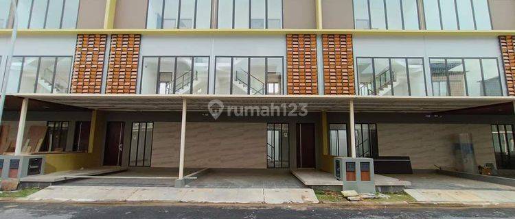 Rumah 3lantai Standard Developer The Icon  Residence (hadap Timur) Batam Center 1