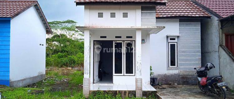 Rumah Dan Tanah di Jl. Durian, Perumahan Lavender 1