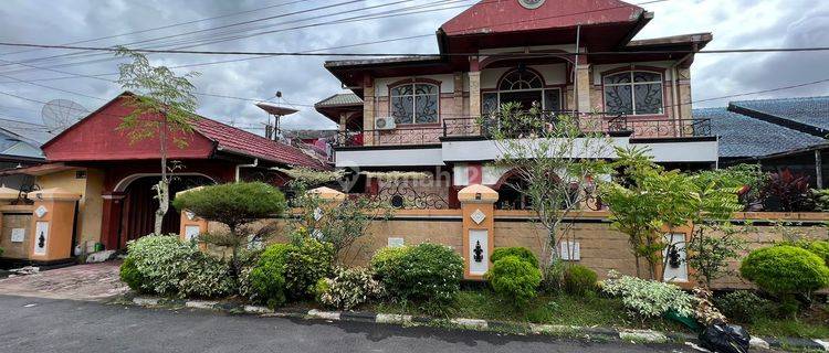 Dijual Rumah Dan Kostan Siap Huni di Jl. Silat Baru 1